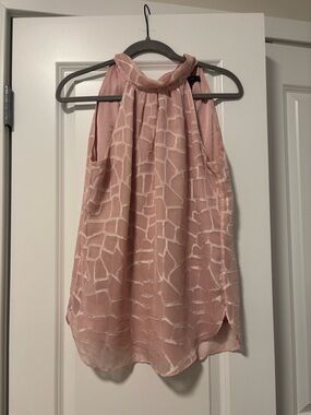 White House Black Market Blush Pink Halter-Neck Textured Camisole